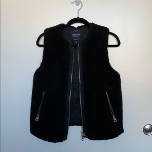 Black fleece vest